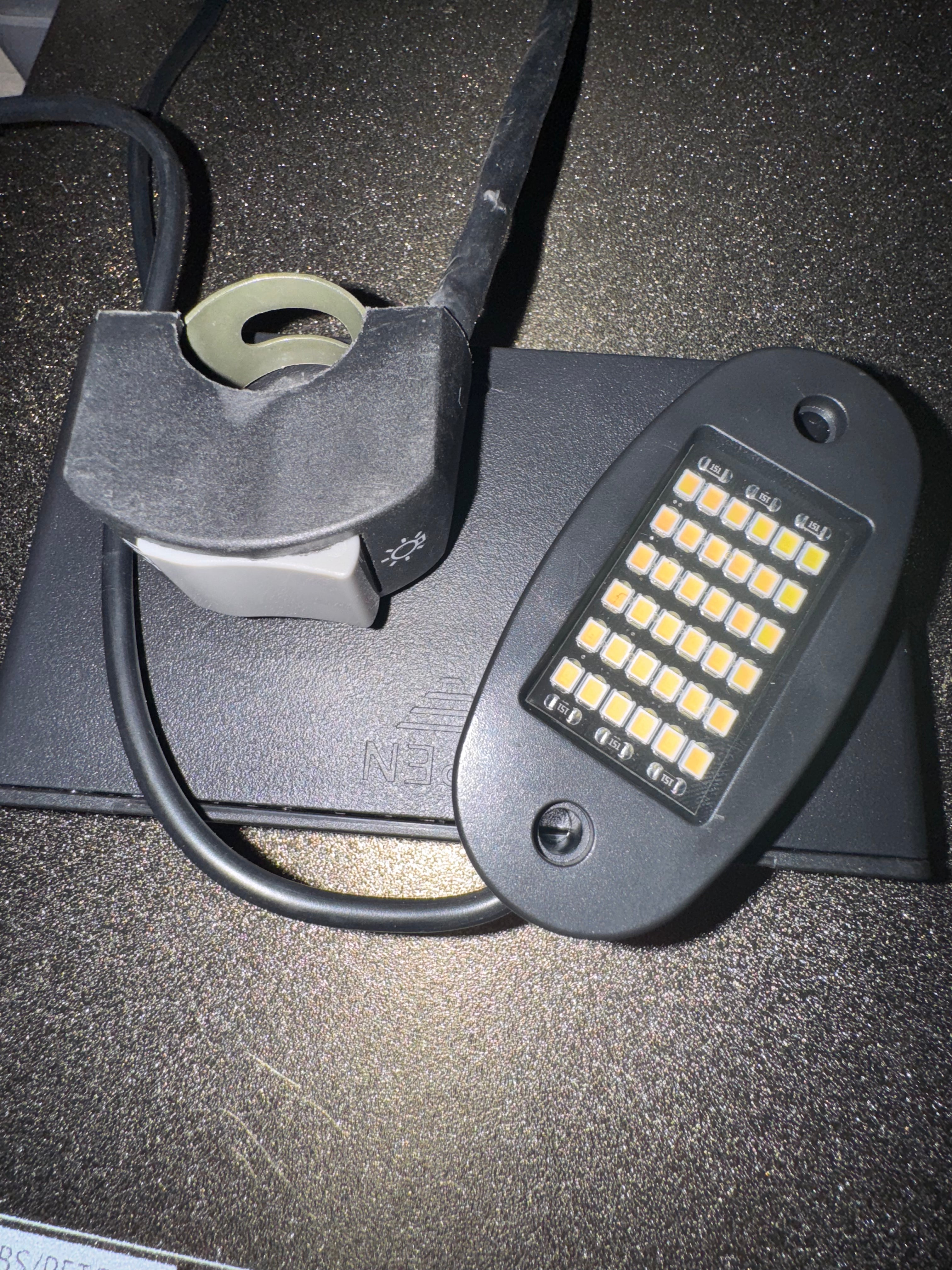 Battery Powered Rock Light V2